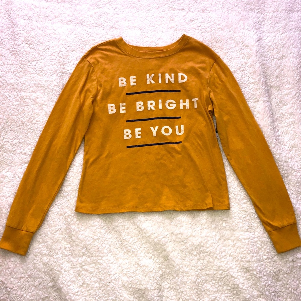 NWOT Zoe + Liv Be Kind Shirt Size Small